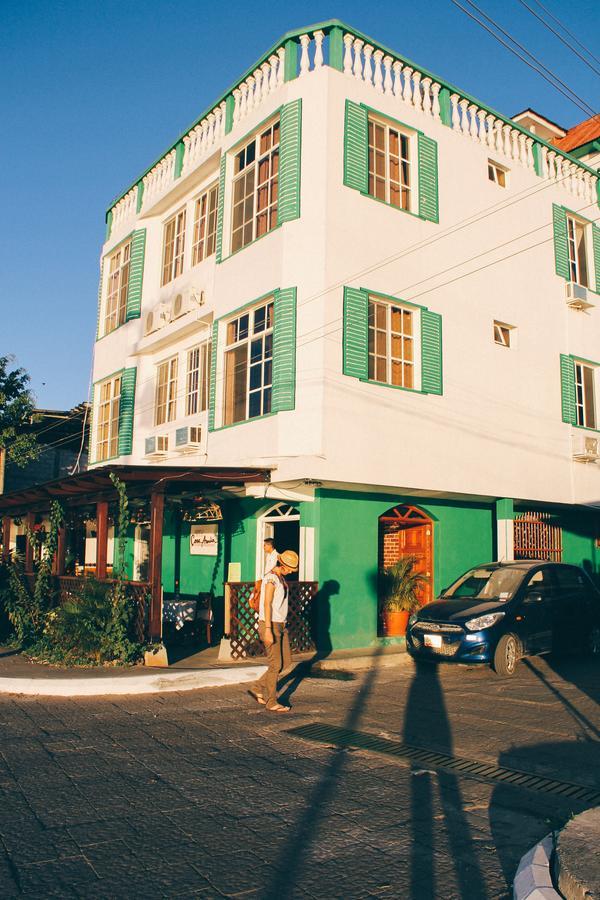 Casa Amelia Flores酒店