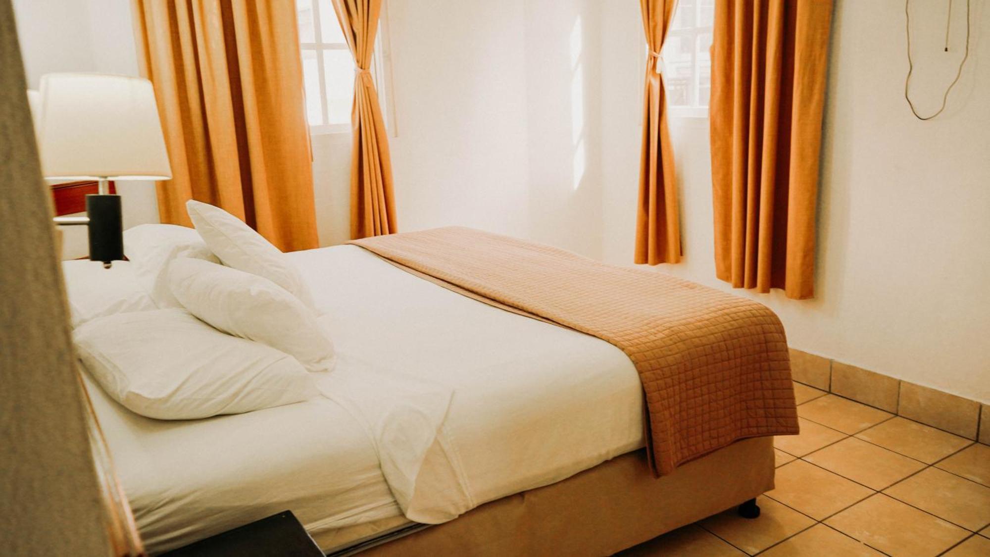 מלון Casa Amelia 3*